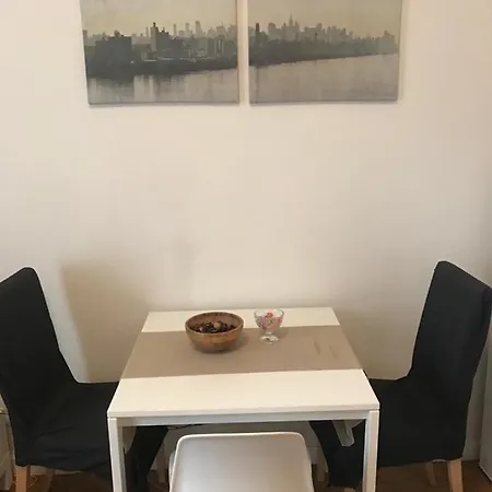 -studio Apartment