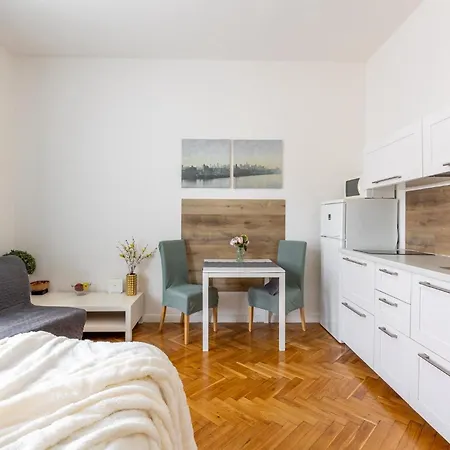 -studio * Prague